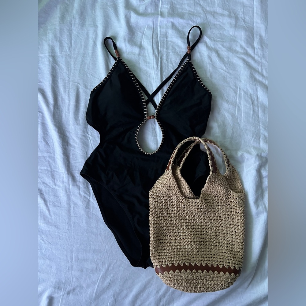 Shade and Shore Black One-Piece Swimsuit with Contrast Stitching